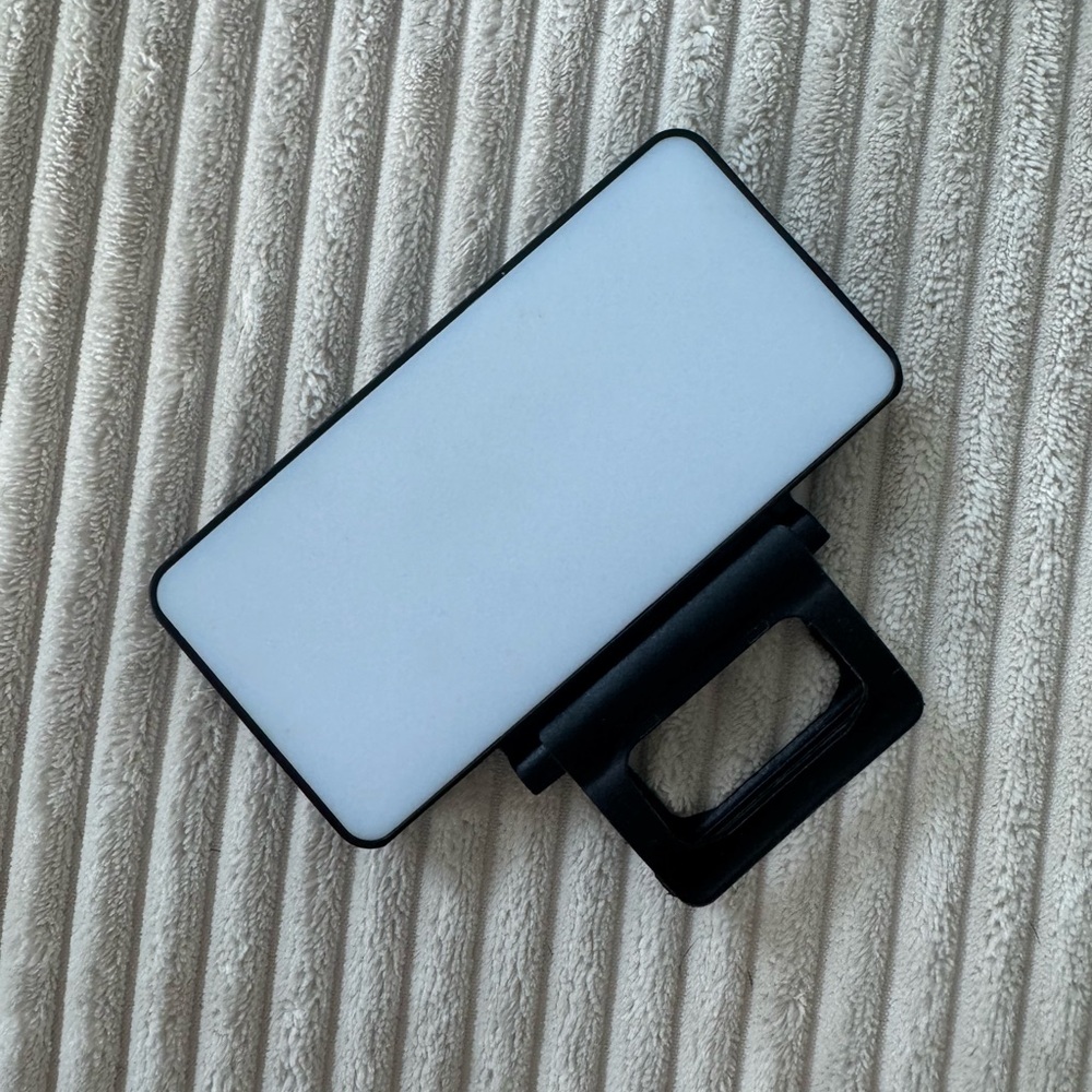 Selfie camera light